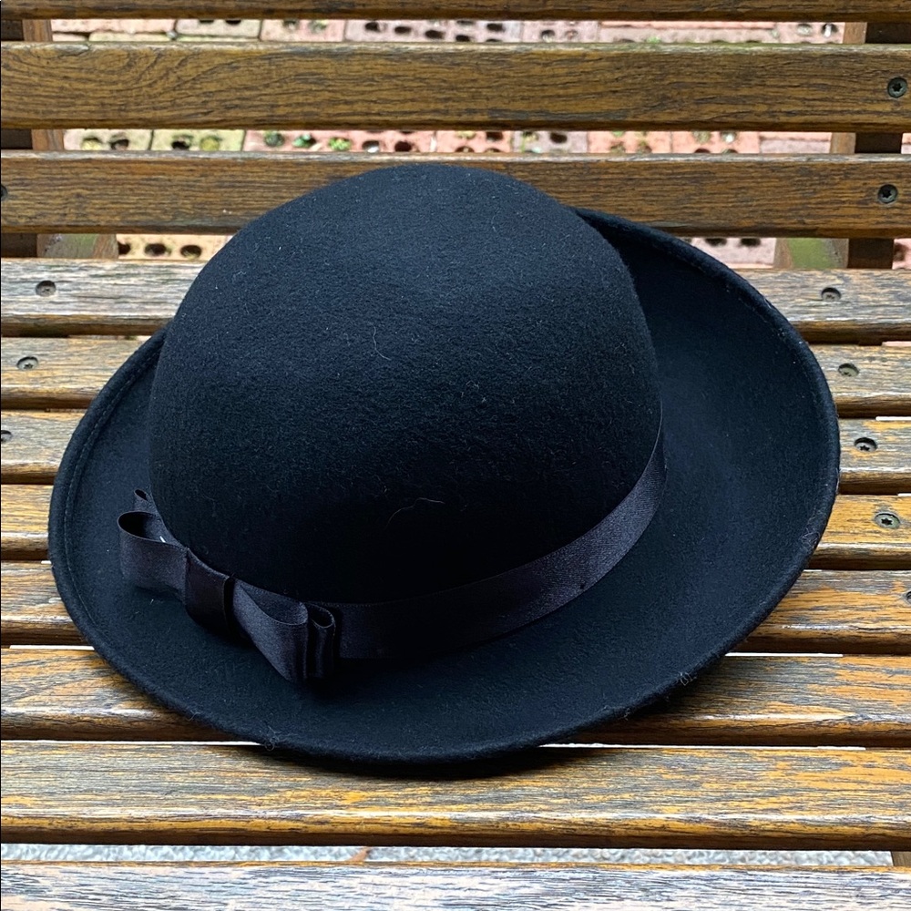 Italy Black wool Bowler Hat ribbon bow cap wide brim tapered to short back brim